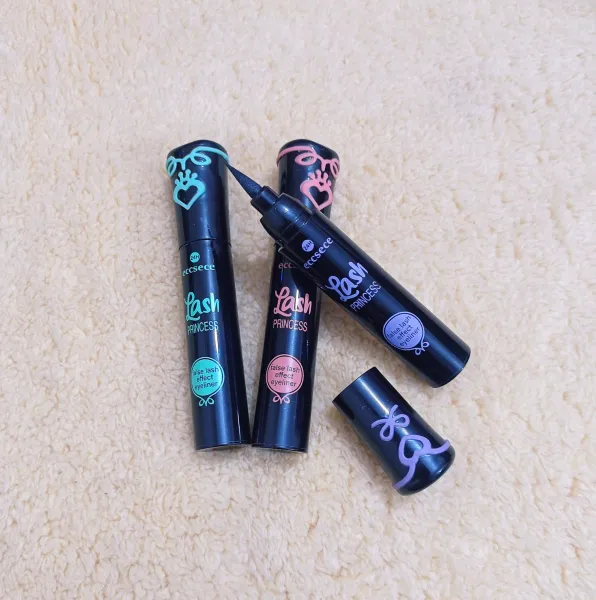 Essence Lash Princess Eyeliner 1 pc
